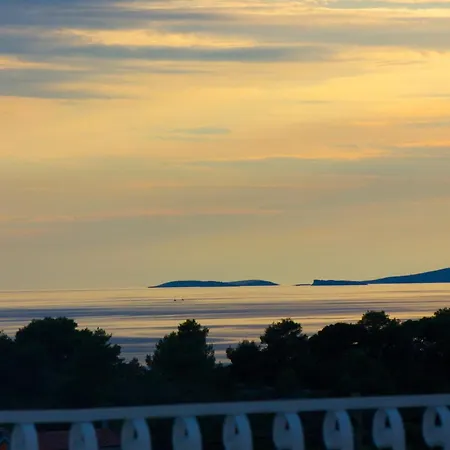 Casa Benita ベッド・アンド・ブレックファスト フヴァル