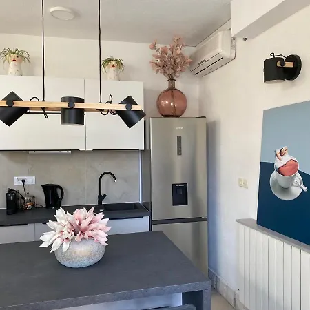 Casa Benita フヴァル