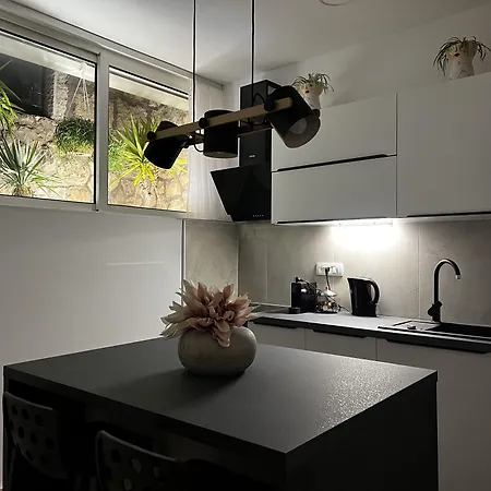 לינה וארוחת בוקר Casa Benita חוואר