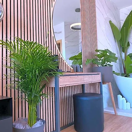 לינה וארוחת בוקר Casa Benita חוואר